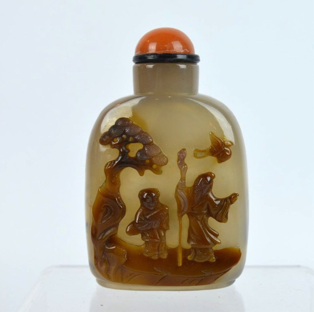 Fine 19th C Chinese Carved Agate Snuff Bottle (1 of 6)