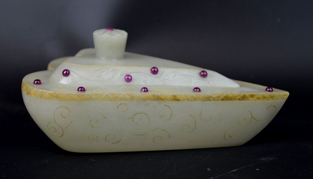 18th C Chinese Mughal-Style Paper-Thin Jade Box (1 of 10)