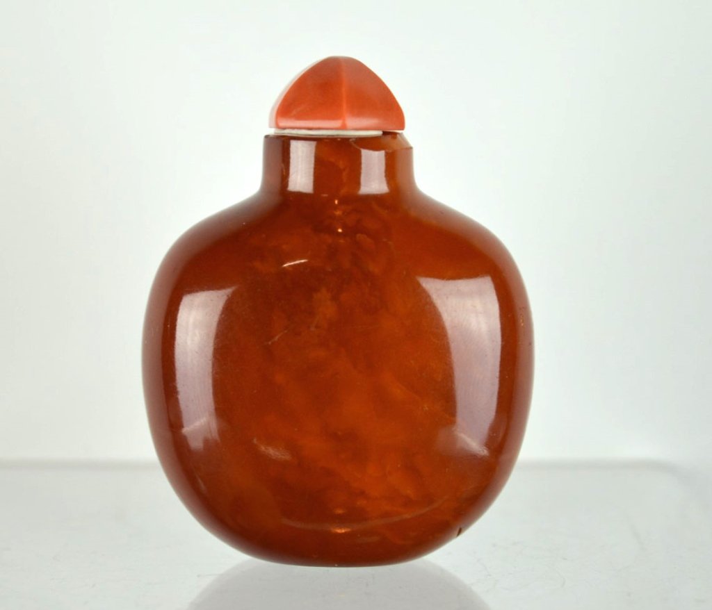 Fine 18th/19th C Chinese Butterscotch Amber Snuff (1 of 8)