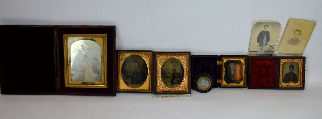 2 Tintypes of Baseball Player, Soldier, 2 Dags (1 of 9)