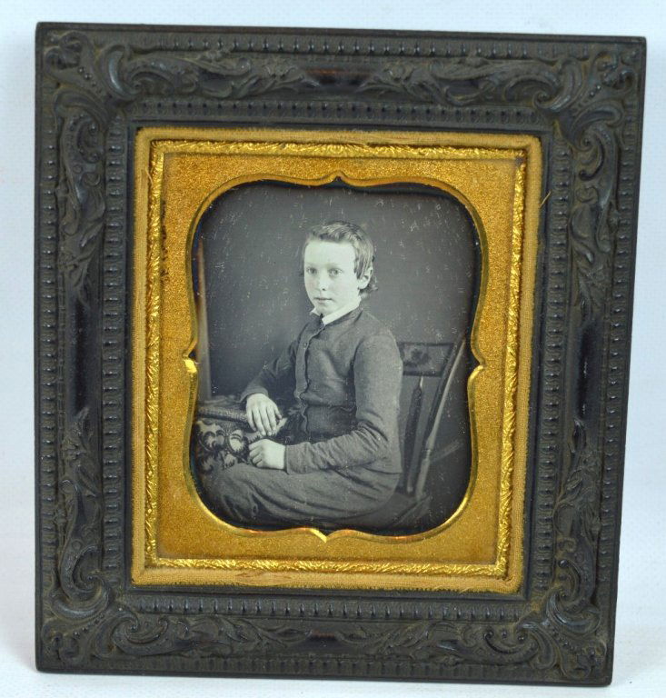 Fine American Primitive Daguerreotype Portrait (1 of 4)