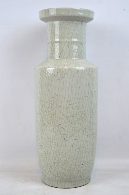 19th C Chinese Large Crackle Glaze Porcelain Vase (1 of 8)