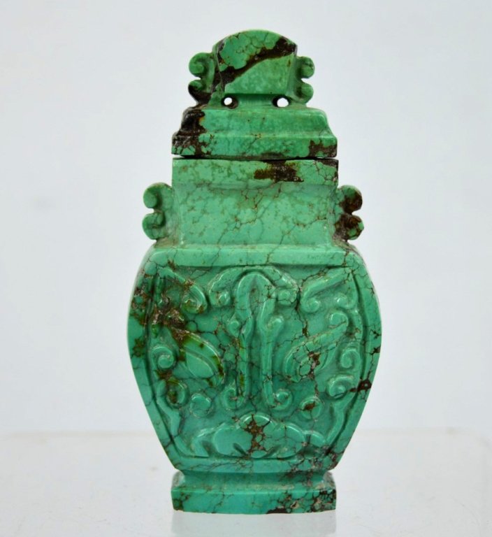 Chinese Carved Turquoise Archaic Vase and Cover (1 of 7)