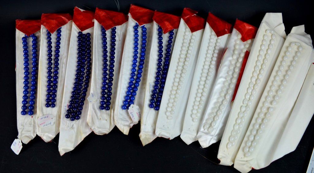 6 Lapis Lazuli Beads, 2 Round White Jade, 3 Oval (1 of 7)