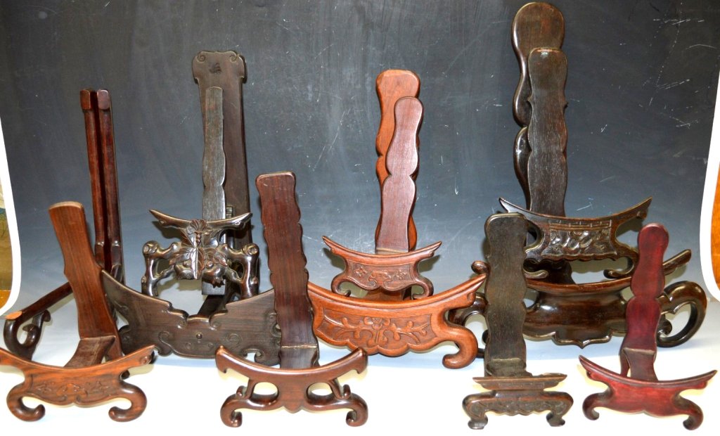 11 Good Chinese Hardwood Medium-Large Plate Stands (1 of 10)