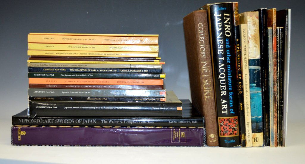 28 Books & Auction Catalogues Japanese Art (1 of 10)
