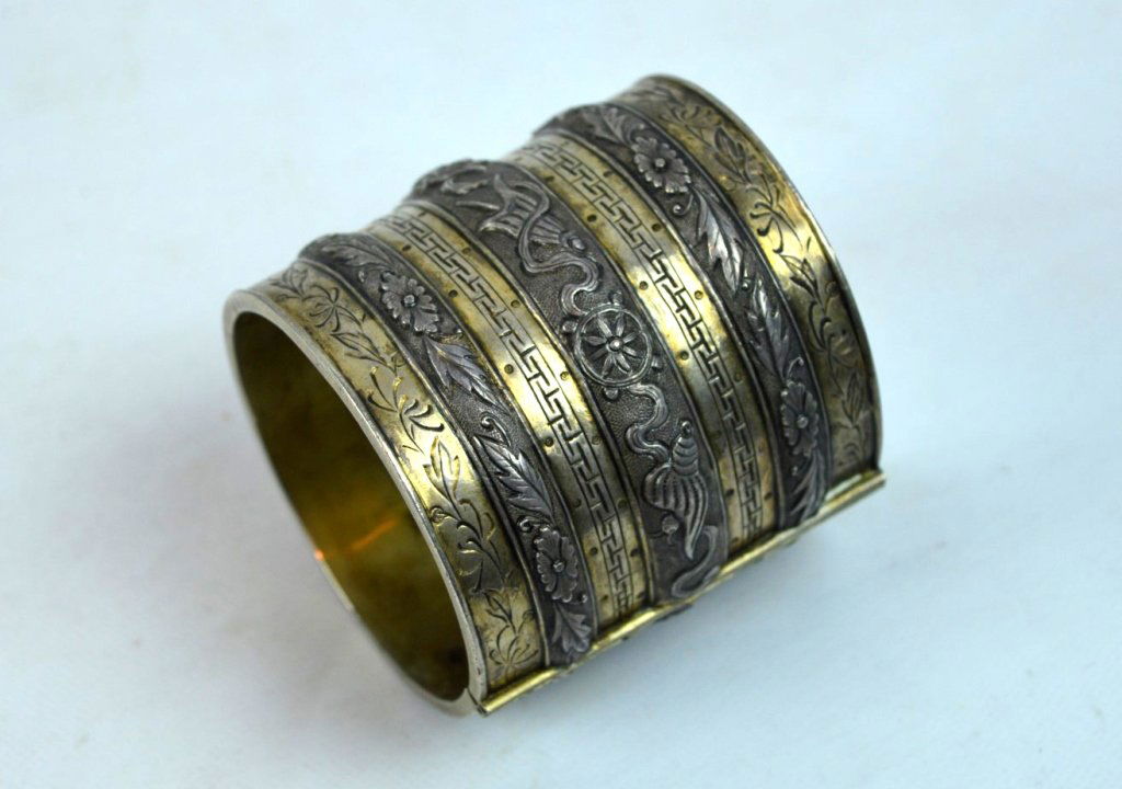 Rare 19th C Chinese Sycee Silver Hinged Bracelet (1 of 7)