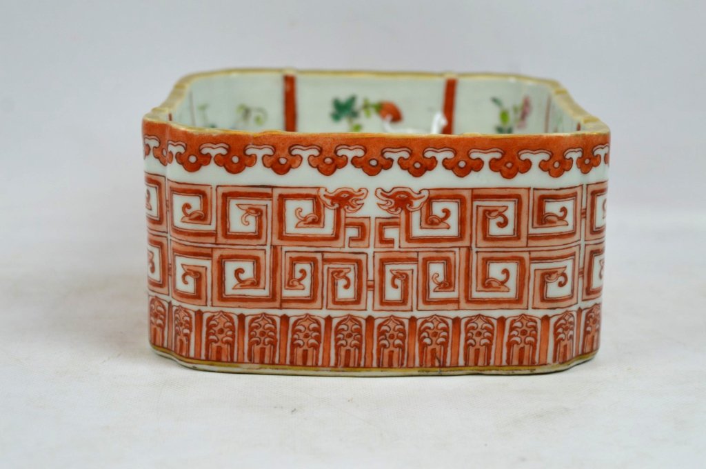 Good 19th C Chinese Enameled Porcelain Square Pot (1 of 7)