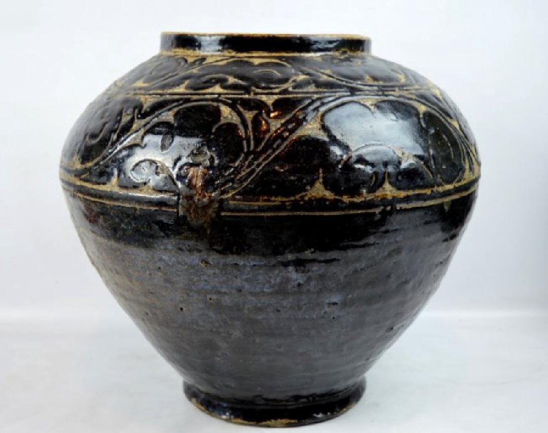 Large Yuan Chinese Black Glazed & Carved Stoneware (1 of 7)