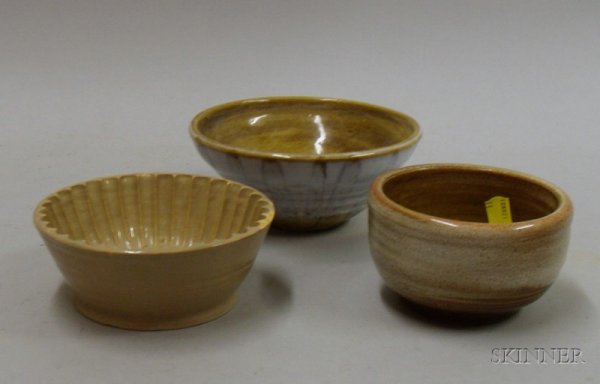 Three Pieces of Moreau Glazed Pottery, mid-20th ce: Three Pieces of Moreau Glazed Pottery, mid-20th century.