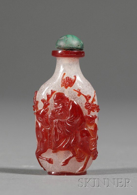Peking Glass Snuff Bottle, cameo glass of garnet c