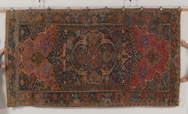Ushak Medallion Carpet, West Anatolia, 17th centur