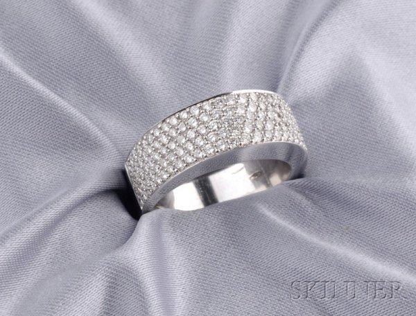 18kt White Gold and Diamond Ring, Casa Gi, pave-se