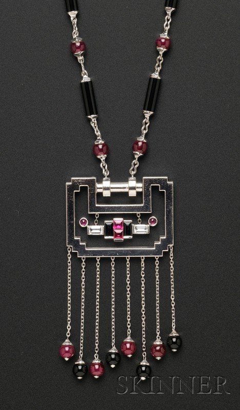 18kt White Gold, Ruby, and Onyx "Le Baiser du Drag