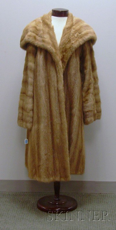 Full Length Mink Coat, Gershaw Bros., Boston, appr: Full Length Mink Coat, Gershaw Bros., Boston, approximate size large.