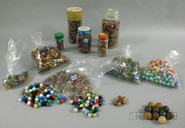 Collection of Clay and Machine-made Glass Marbles.: Collection of Clay and Machine-made Glass Marbles.