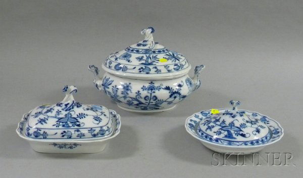 Meissen Blue Onion Pattern Porcelain Covered Ture: Meissen Blue Onion Pattern Porcelain Covered Tureen and Two Covered Serving Dishes, crossed swords and oval stamp marks, tureen overall lg. 13 in.