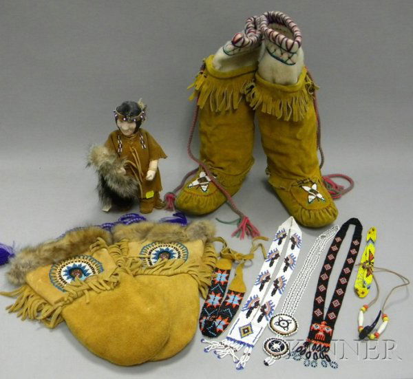 Group of Eskimo/Native American Items, a late Eski: Group of Eskimo/Native American Items, a late Eskimo doll, boots, gloves, etc.