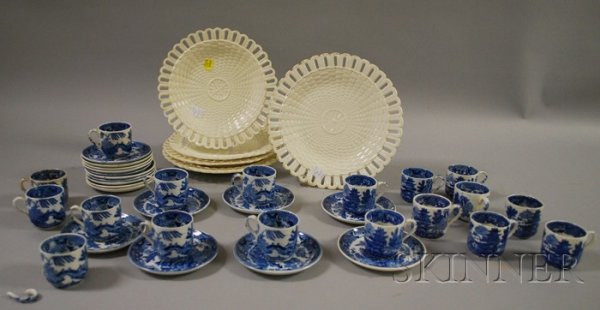 Set of Ridgway Blue Willow Demitasse Cups and Sauc: Set of Ridgway Blue Willow Demitasse Cups and Saucers and Five Creamware Plates, comprising eighteen demitasse cups and seventeen saucers, five 20th century basketweave design creamware plates with re