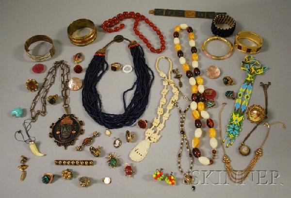 Group of Costume and Ethnic Jewelry, including bra: Group of Costume and Ethnic Jewelry, including bracelets, beaded necklaces, brooches, and other items.