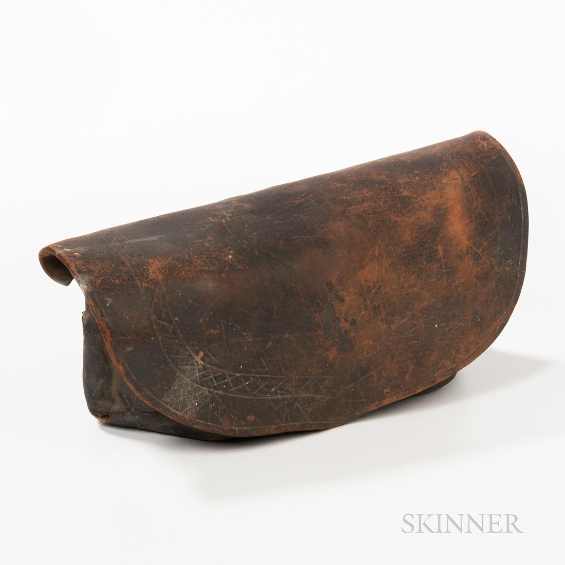 American Militia Cartridge Box: American Militia Cartridge Box, last quarter 18th century, black leather pouch with a flap with gently rounded edges and central point, tooled cross-hatch decorative band and line border, the undersid