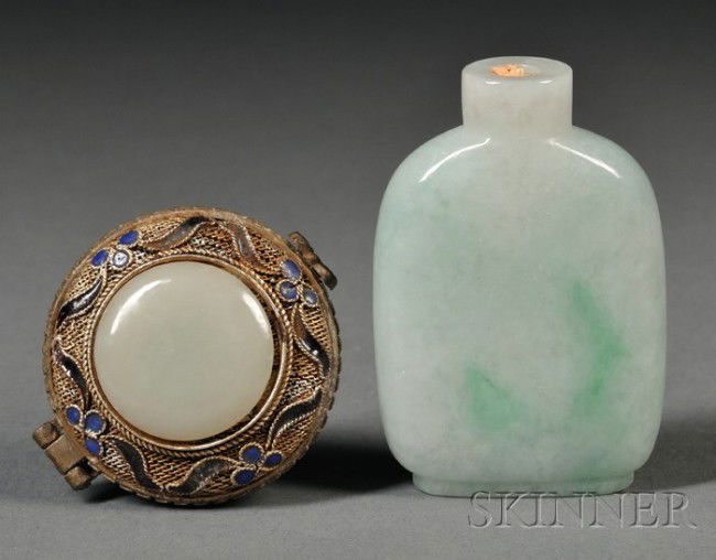 Two Jade Items, China, 19th century, a jadeite sn: Two Jade Items, China, 19th century, a jadeite snuff bottle in oblong form, together with a cosmetic box with two pale celadon jade plaques set on brass filigree mounts, lg. 2 1/4, dia. 1 1/2 in. (jad