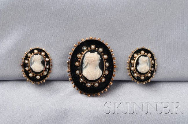 Antique 14kt Gold, Hardstone Cameo, and Split Pear: Antique 14kt Gold, Hardstone Cameo, and Split Pearl Suite, the pendant/brooch centering a cameo of an elegant maiden framed by split pearls, frame with applied bead edge, earrings en suite, lg. 1 1/2,