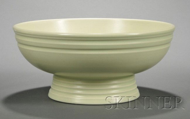 Wedgwood Keith Murray Apple Green Slip Glazed Bowl: Wedgwood Keith Murray Apple Green Slip Glazed Bowl, England, c. 1935, shape 3806, concentric rings to bowl and pedestal base, printed mark, dia. 10 in.
