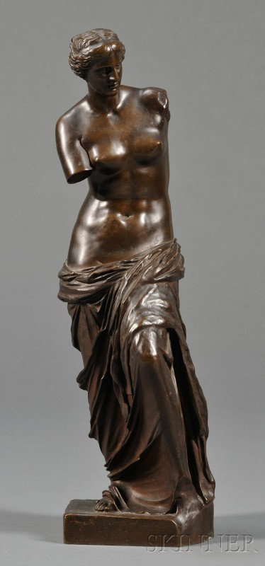Bronze Grand Tour Figure of Venus de Milo, with F.: Bronze Grand Tour Figure of Venus de Milo, with F. Barbedienne foundry mark, and Collas Reduction seal, ht. 18 1/4 in.