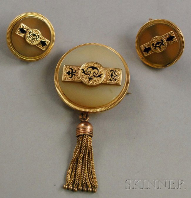 Antique 14kt Gold, Chalcedony, and Enamel Demi-par: Antique 14kt Gold, Chalcedony, and Enamel Demi-parure, comprised of brooch and matching earrings, brooch lg. 2 1/2, wd. 1 1/4 in.