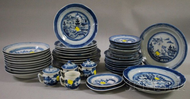 Forty-five Pieces of Chinese Export Porcelain Can: Forty-five Pieces of Chinese Export Porcelain Canton Tableware, 19th and 20th century, including plates, soups, small plates, syllabubs, (some chips).