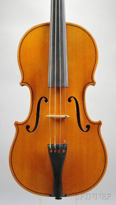 Modern Violin, Ernst Heinrich Roth Workshop, Erlan: Modern Violin, Ernst Heinrich Roth Workshop, Erlangen, 1980, bearing the maker's label and interior brand, length of back 364 mm.