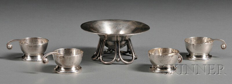 Group of Small Mexican Sterling Tableware, mid 20t: Group of Small Mexican Sterling Tableware, mid 20th century, a Spratling side bowl with open, wirework base, ht. 2, dia. 4, a set of four Spratling individual open salts, dia. 1 3/4, and four Modernis
