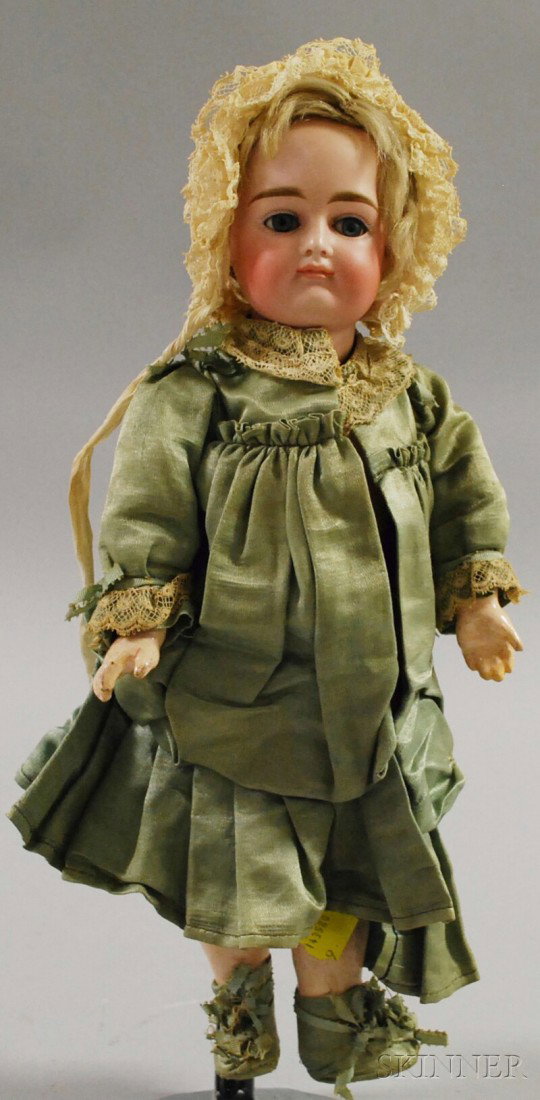 Mickey Mantle Autographed Hillerich & Bradsby Co.: Mickey Mantle Autographed Hillerich & Bradsby Co. Little League Mickey Mantle Model Bat, in blue felt pen.