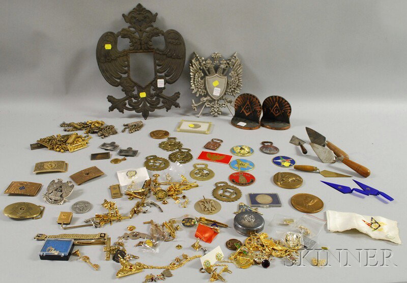 Group of Gentleman's Masonic-theme Personal Items,: Group of Gentleman's Masonic-theme Personal Items, including cuff links, pins, tie clips, belt buckles, and trowels, some engraved.