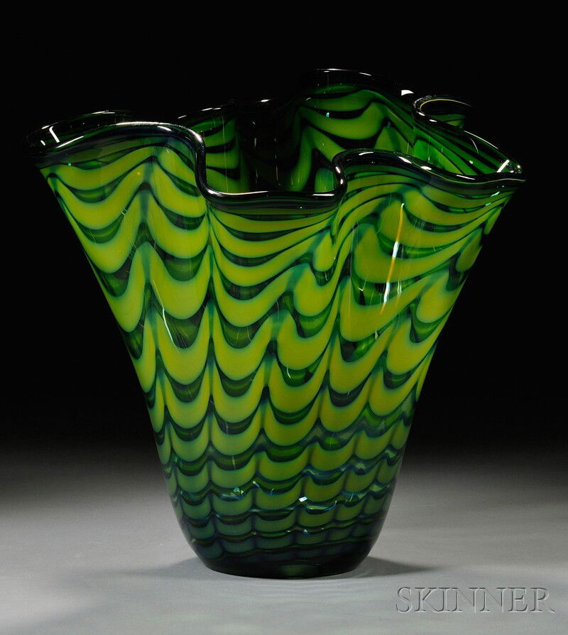 Handkerchief Vase Art glass Probably Murano by Tyra Lundgren for Venini Large free-form handkerchief: Handkerchief Vase Art glass Probably Murano by Tyra Lundgren for Venini Large free-form handkerchief glass vase with green draping decoration, unmarked, ht. 11 1/2 in.