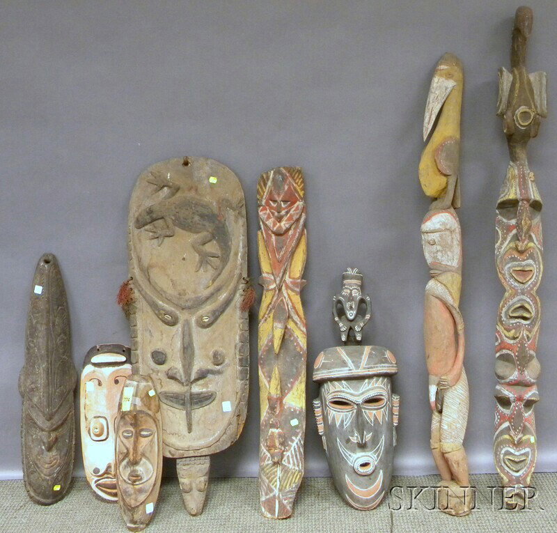 Eight Papua New Guinea Carved Wood Masks and Sculp: Eight Papua New Guinea Carved Wood Masks and Sculptures. Provenance: From the Collection of Suzanne Lawford. Sold to benefit the Temple Beth Israel and St. James Catholic Church, both of Danielson, Co