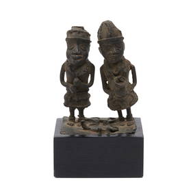 A pair of Benin bronze figures (1 of 1)