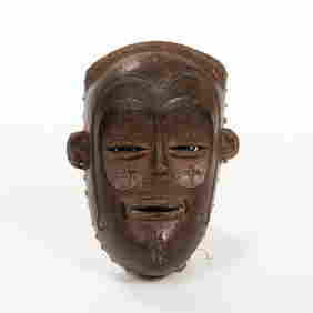A Chokwe mask, mwana pwo (1 of 1)