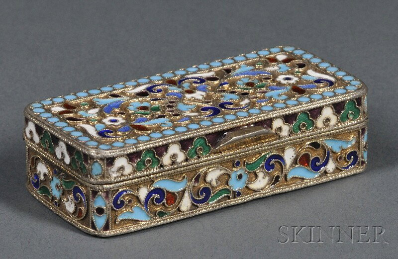 Russian Gold-washed Silver and Cloisonne Enamel Sn: Russian Gold-washed Silver and Cloisonne Enamel Snuff Box, Moscow, 1908-17, Mikhail Zorin, maker, 84 standard, the rectangular box with hinged lid bordered by turquoise-colored beads, the whole with p
