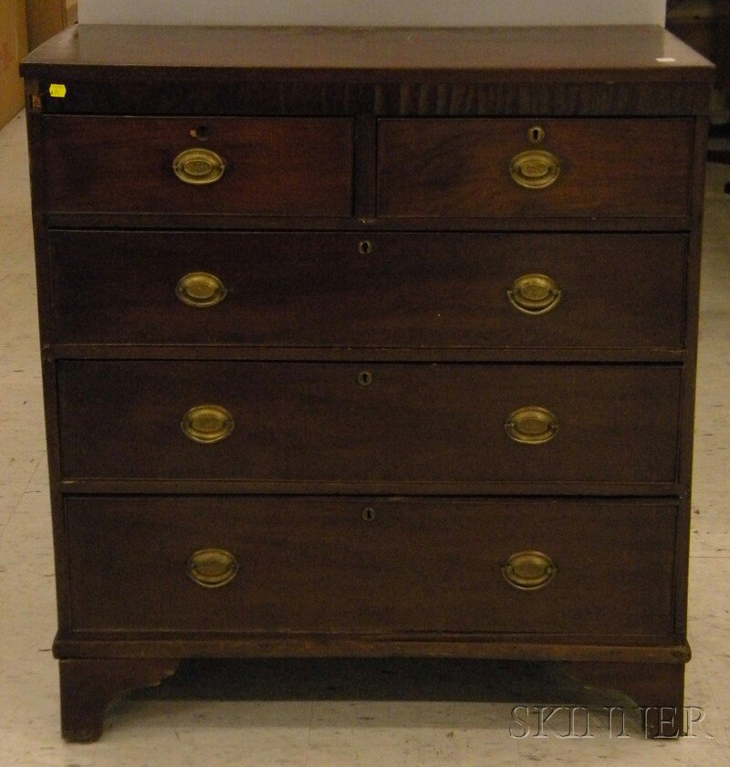 Georgian Mahogany Five-drawer Bureau.: Georgian Mahogany Five-drawer Bureau.