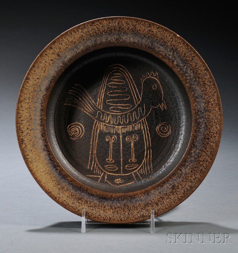 , Edwin and Mary Scheier Pottery Dish, Decorated e: Edwin and Mary Scheier Pottery Dish Decorated earthenware New Hampshire, mid-20th century Circular dish with a flat rim in dark and light brown matte glaze, interior decorated with sgraffito two-faced
