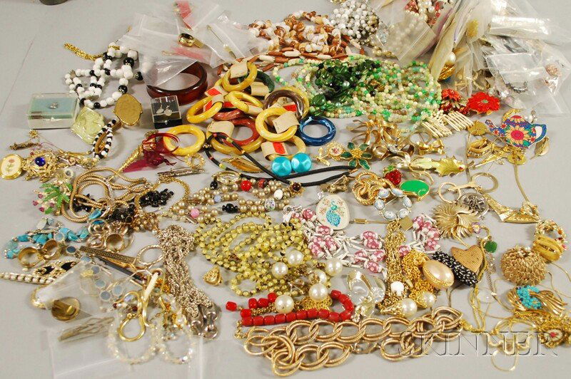 Two Bags of Costume Jewelry, including floral broo: Two Bags of Costume Jewelry, including floral brooches, beaded necklaces, faux pearls, earrings, some signed pieces, including Giovanni, Marvella, and Trifari.