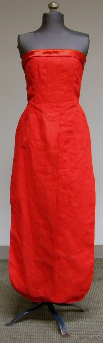 Karl Lagerfeld Red Linen and Satin Strapless Eveni: Karl Lagerfeld Red Linen and Satin Strapless Evening Dress, tailored with multiple layers and buttons in back, approx. size 4/6.
