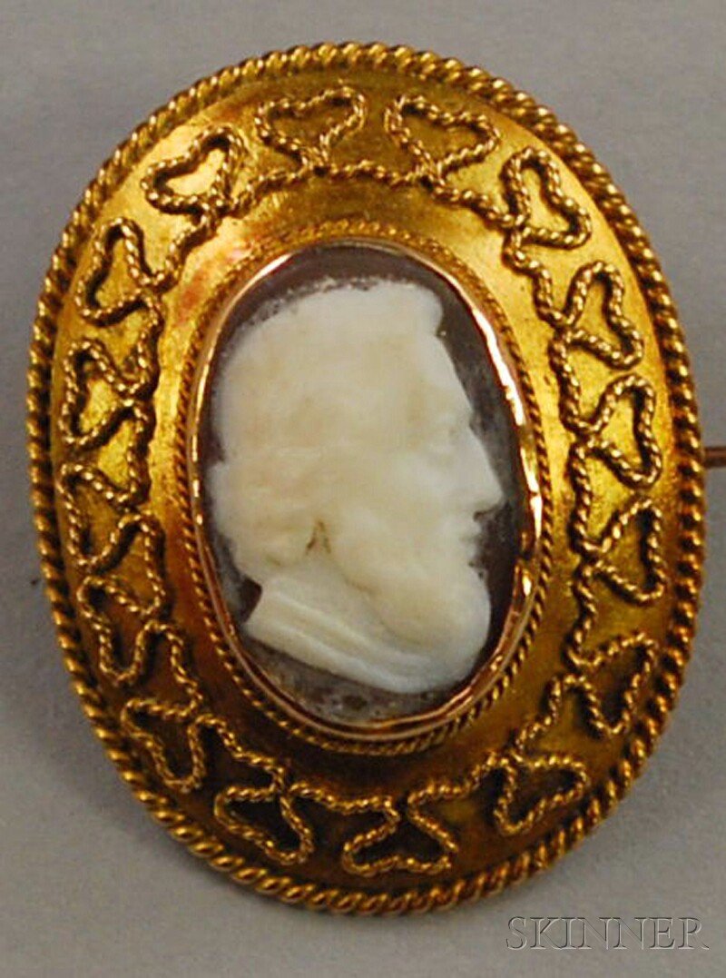 Antique 14kt Gold and Shell-carved Cameo Brooch, d: Antique 14kt Gold and Shell-carved Cameo Brooch, depicting a bearded gentleman, the frame with ropework accents, lg. 1 in., boxed.