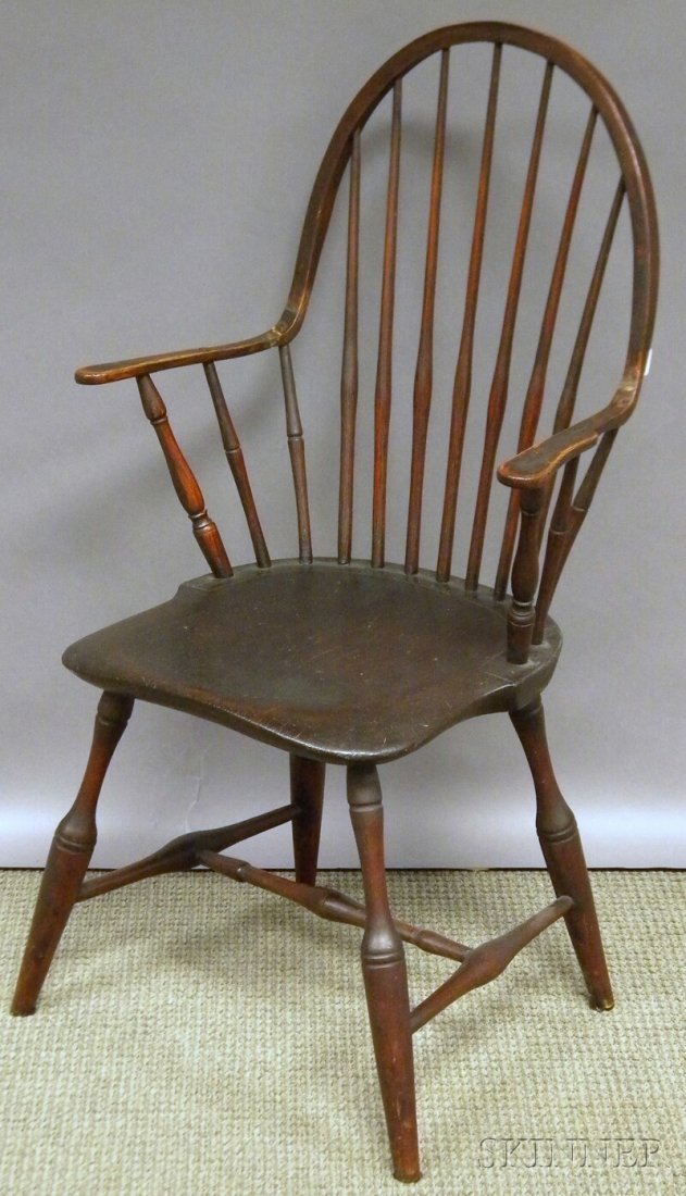 Windsor Continuous-arm Chair.: Windsor Continuous-arm Chair.