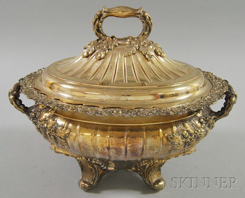 Victorian Silver-plated Covered Serving Tureen, lac: Victorian Silver-plated Covered Serving Tureen, lacking visible marks, the tureen with four scrolling foliate feet and twig-form handles that branch out into applied decoration of oak leaves and acorn