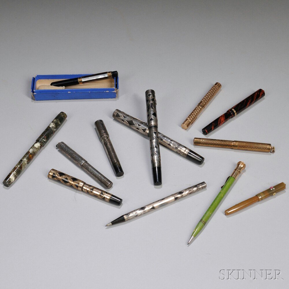 Twenty-eight Assorted Vintage Fountain Pens and Mechani: Twenty-eight Assorted Vintage Fountain Pens and Mechanical Pencils, including seven Sheaffer fountain pens and two mechanical pencils, nine Watermans fountain pens, nine Parker fountain pens and one m