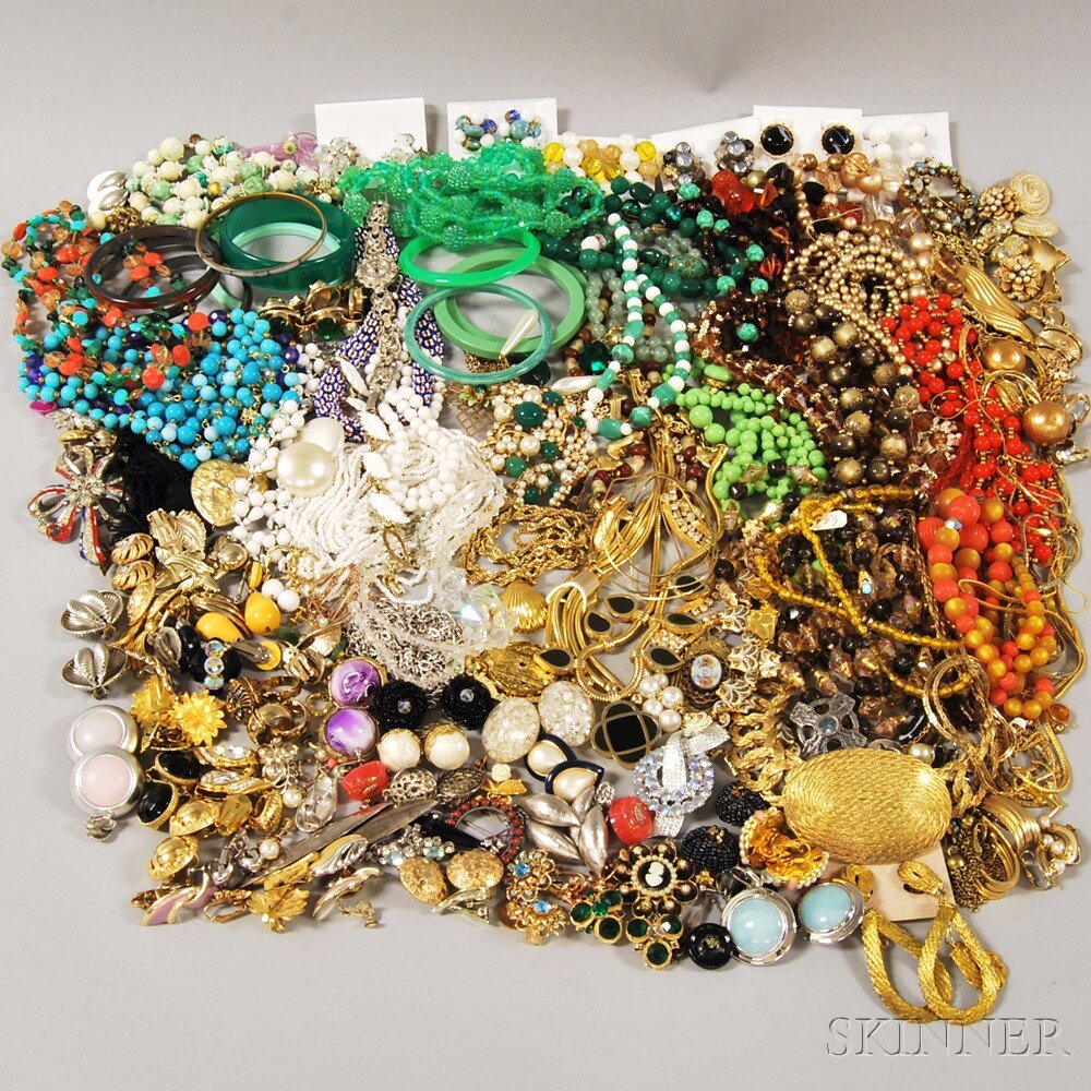 Group of Costume Jewelry, including gold-tone chains, e: Group of Costume Jewelry, including gold-tone chains, earclips, pendants, brooches, beaded necklaces, a Givenchy gold-tone and black enamel necklace, and plastic bracelets, some signed pieces, makers 