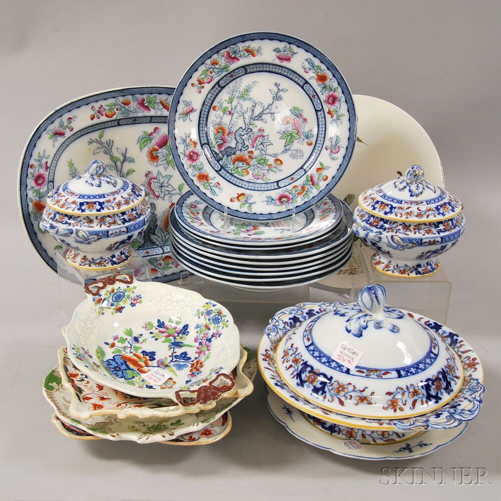 Group of Assorted Mostly English Transfer-decorated Cer: Group of Assorted Mostly English Transfer-decorated Ceramic Tableware, including a Mintons transfer-decorated covered serving dish and a pair of covered sauce tureens, a Vesper pattern platter, three 